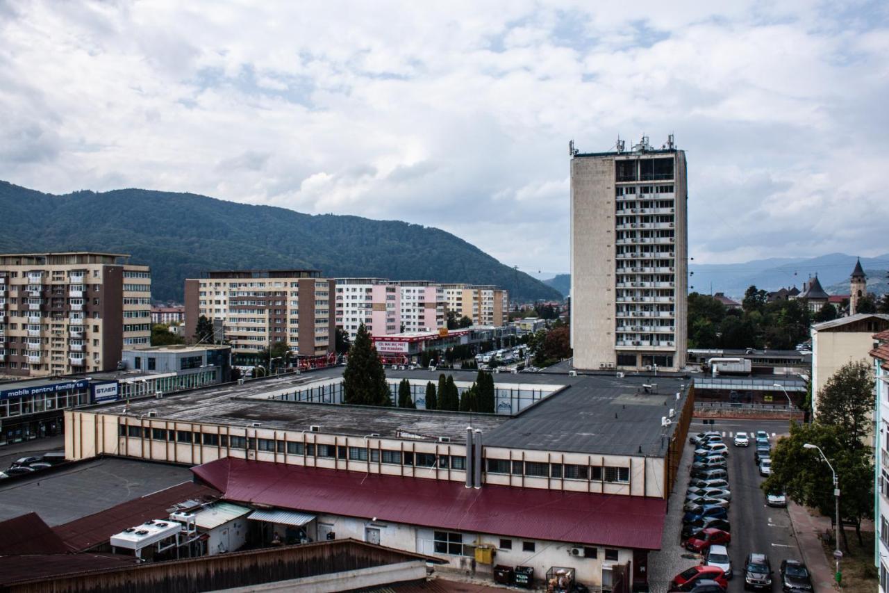 Eurocomfort Apartments Piatra Neamţ Extérieur photo